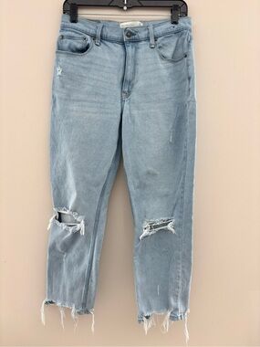 Abercrombie & Fitch A&F Mom Jeans High Rise Distressed Raw Hem Light Wash